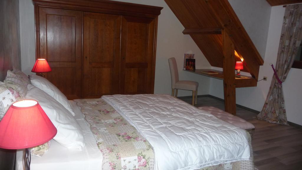 Maison D'Hotes Les Coquelicots Giverny Bilik gambar