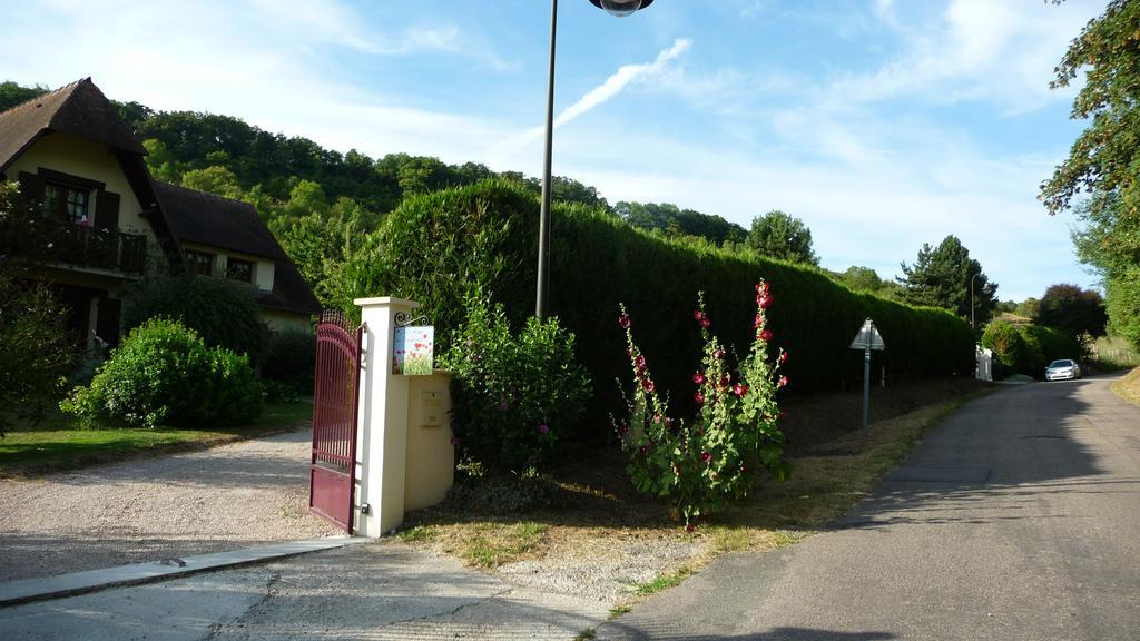 Maison D'Hotes Les Coquelicots Giverny Luaran gambar